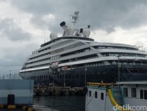 Kapal Pesiar Mewah Sambangi Flores Timur, Pariwisata Bergeliat