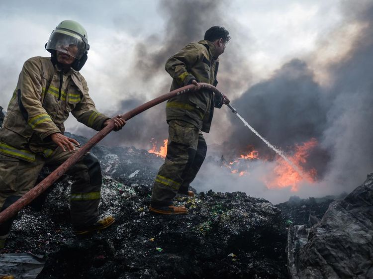 Pabrik Plastik di Tangerang Ludes Terbakar