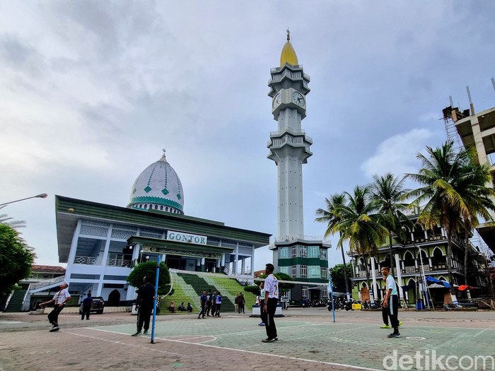 Kegiatan santri di Pondok Gontor Ponorogo