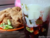 Es Saparua, Sensasi Segar Legendaris di Jalur Pantura Pasuruan