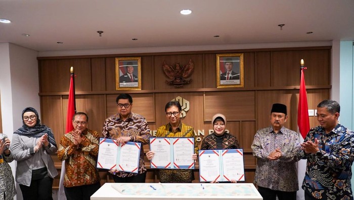 Menteri Perumahan dan Kawasan Permukiman (PKP) Maruarar Sirait (Ara) dan Menteri Kesehatan Budi Gunadi Sadikin sudah menandatangani MoU buat sediakan 30 ribu rumah subsidi buat nakes.