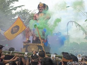 Semarak Pawai Ogoh-ogoh di Kota Kupang