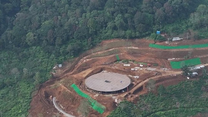 Pembukaan lahan di kebun teh sukawana Parongpong KBB