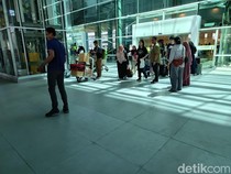 Driver Ilegal Masih Bertebaran di Bandara Makassar, Langsung Diusir Petugas