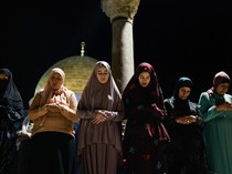 Potret Khusyuknya Ibadah Ramadan di Masjid Al-Aqsa