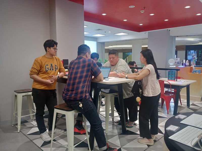 Preorder iPhone 16 di Erajaya Group
