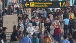 Bandara Soetta Dipadati Pemudik, Begini Potretnya