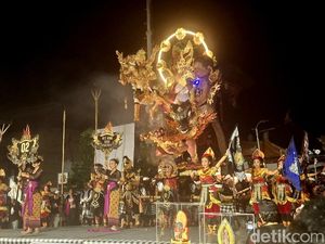 Kemeriahan Pawai Ogoh-ogoh di Kuta, Disaksikan Warga Asing-Cucu Bung Karno
