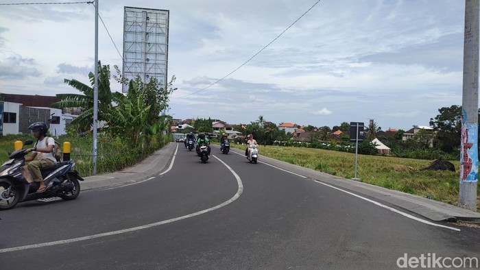 Suasana di kawasan wisata Canggu, Kuta Utara, Badung, Jumat (28/3/2025).