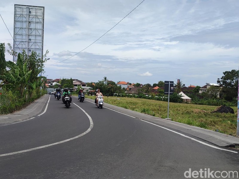 Suasana di kawasan wisata Canggu, Kuta Utara, Badung, Jumat (28/3/2025).