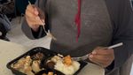Uya Kuya Kompak Kulineran Bareng Keluarga dan WNI di Amerika Serikat