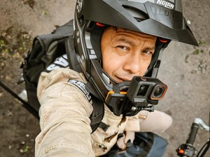 Ini Koleksi Motor Ariel NOAH yang Biasa Dipakai Bepergian