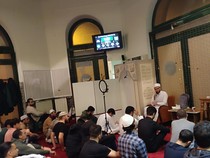 Berburu Malam Lailatul Qadr sebagai Muslim Minoritas di Budapest
