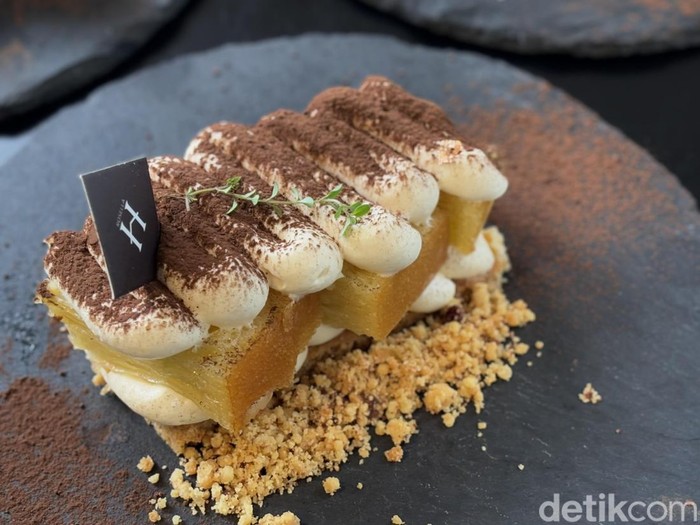 Bikamisu dari Rosella Bakehouse Bikamisu dari Rosella Bakehouse