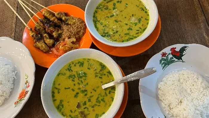 Catat! Ini 5 Empal Gentong Enak Buat Pemudik yang Mampir ke Cirebon
