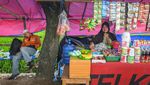Geliat Warung Musiman di Jalur Mudik Pantura Subang