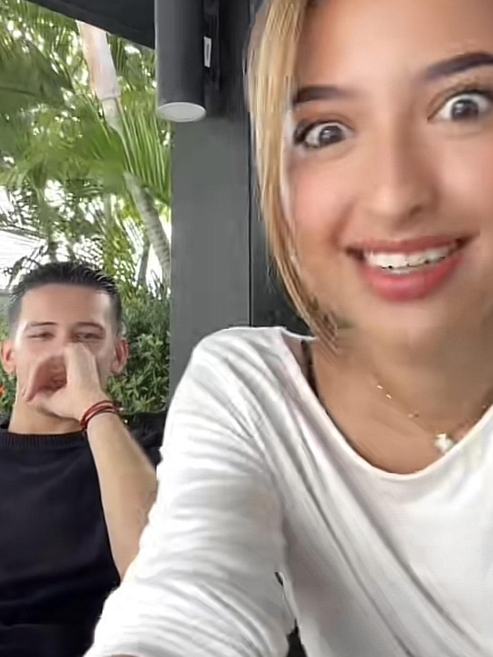 Kedekatan Jennifer Coppen dan Justin Hubner Kedekatan Jennifer Coppen dan Justin Hubner