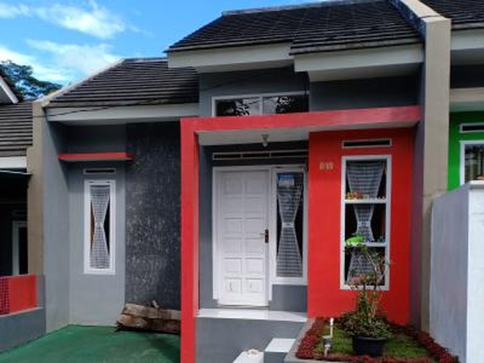 Penampakan rumah di Utama Residence