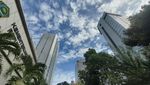 Penampakan Langit Biru Jakarta Saat Ditinggal Mudik