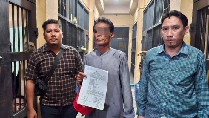 Preman di Kubu Raya Ngamuk Merasa Diberi Paket Lebaran Murahan