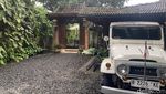 Sedapnya Mie Tektek dan Iga Warisan di Resto Asri Nuansa Jawa