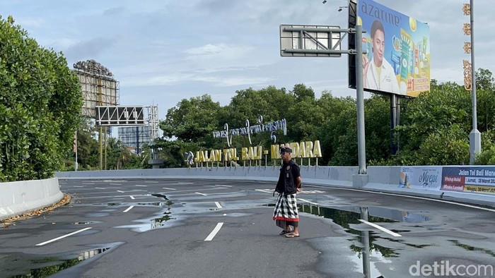 Suasana di Tol Bali Mandara dan Bandara I Gusti Ngurah Rai saat Nyepi Tahun Saka 1945, Sabtu (29/5/2025).