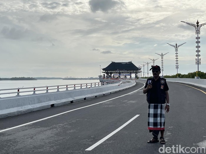 Suasana di Tol Bali Mandara dan Bandara I Gusti Ngurah Rai saat Nyepi Tahun Saka 1945, Sabtu (29/5/2025).