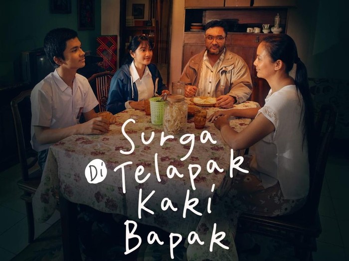 Surga di Telapak Kaki Bapak Film Surga di Telapak Kako Bapak