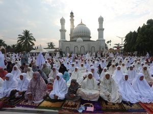 61 Ucapan Selamat Lebaran Idul Fitri 2025 Lengkap dan Terbaru, Yuk Bagikan!