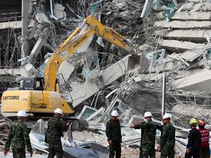 Video: Momen Kepanikan Gandhi Fernando-Hessel Steven Saat Gempa di Bangkok
