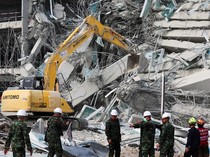 Video: Momen Kepanikan Gandhi Fernando-Hessel Steven Saat Gempa di Bangkok