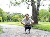 Apa Penyebab Side Stitch? Bikin Perut Suduken Saat Olahraga