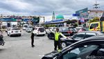 Padatnya Pelabuhan Ketapang Banyuwangi, Mengular 3 Km-Menunggu 2,5 Jam