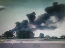 Video Kebakaran di Dekat Bandara Soetta, Asap Hitam Membubung Tinggi