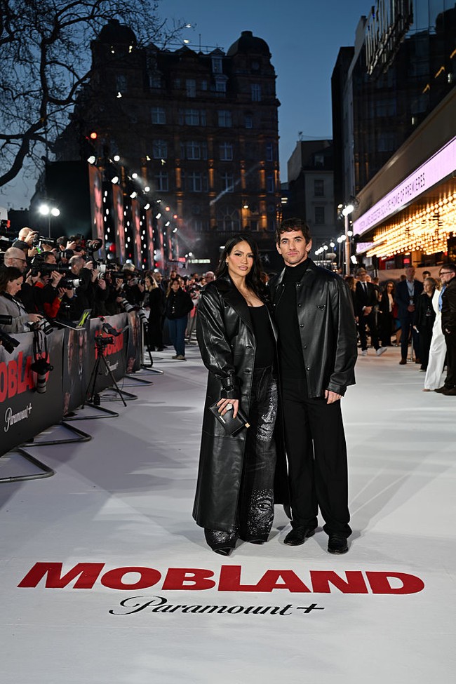 Pemutaran perdana film MobLand bertaburan bintang di Odeon Luxe Leicester Square, London, Kamis (28/3/2025) malam. Turut hadir, Cassandra “Cassie” Ventura yang sempat jadi sorotan karenan kasus kekerasan seksual Diddy. (Foto: Shane Anthony Sinclair/Getty Images for Paramount Plus)