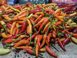Harga Sembako Jatim 29 April 2025, Cabai Rawit dan Ayam Kampung Turun