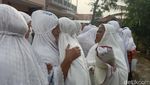 Potret Jemaah Asy-syahadatain Indramayu Laksanakan Salat Id Hari Ini