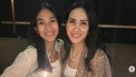 Keseruan Happy Salma Belanja ke Warung hingga Piknik di Magelang