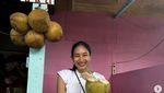Keseruan Happy Salma Belanja ke Warung hingga Piknik di Magelang