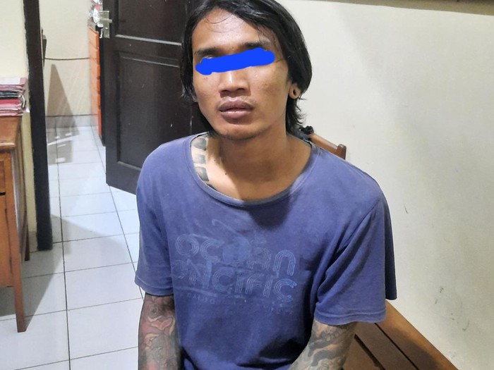 Penampakan AP alias Demit, pelaku pencurian motor di Plumbungan, Bambanglipuro, Bantul. Foto diunggah Minggu (30/3/2025).