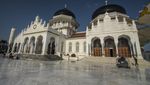 Melihat dari Dekat Masjid Baiturrahman, Ikon Aceh yang Ada sejak Abad 17