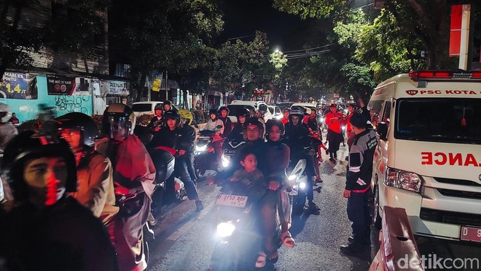 Meriahnya Pusat Keramaian dan Jalanan di Cimahi.