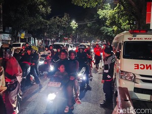 Ramainya Jalanan-Pusat Kota Cimahi di Malam Takbiran