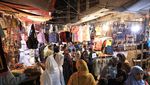 Pasar-pasar di Pakistan Diserbu Pengunjung Jelang Lebaran