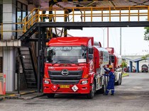 Alur Pelabuhan Pulau Baai Bengkulu Dangkal, Pertamina Tambah Armada Mobil Tangki