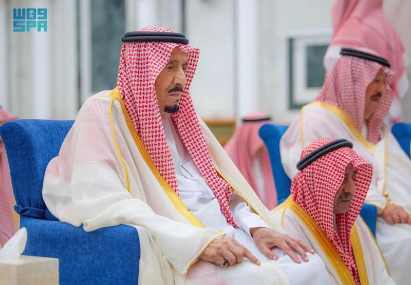 Suasana salat Idul Fitri di Arab Saudi (dok. Saudi Press Agency)