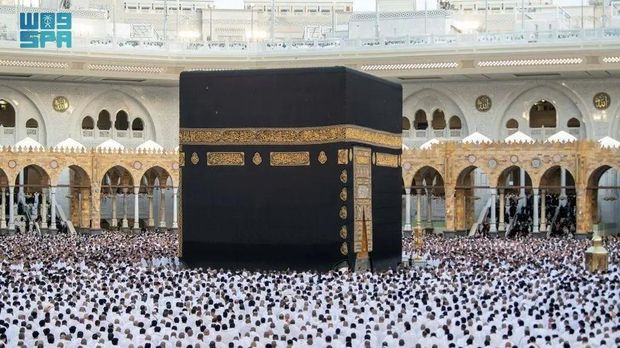 Suasana salat Idul Fitri di Arab Saudi (dok. Saudi Press Agency)