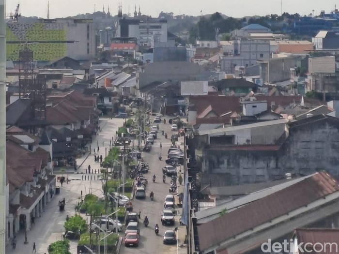 Sudut Kota Samarinda menjelang malam takbiran