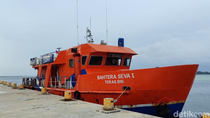 Teras BRI Kapal di Pulau Kelapa