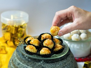 7 Tips Menikmati Kue Lebaran Tanpa Takut Berat Badan Naik